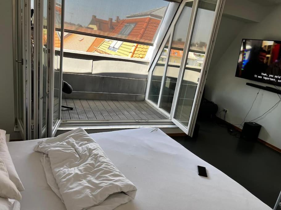 6 Zimmer Maisonette-Penthouse Pool Dachterrasse Luxus ميونيخ المظهر الخارجي الصورة