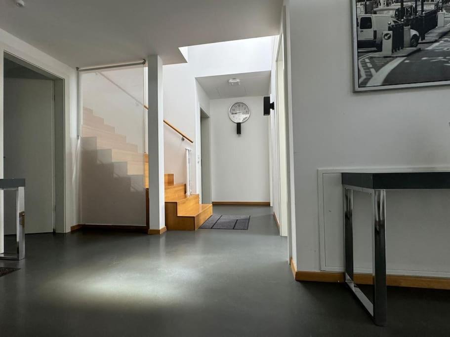 6 Zimmer Maisonette-Penthouse Pool Dachterrasse Luxus ميونيخ المظهر الخارجي الصورة